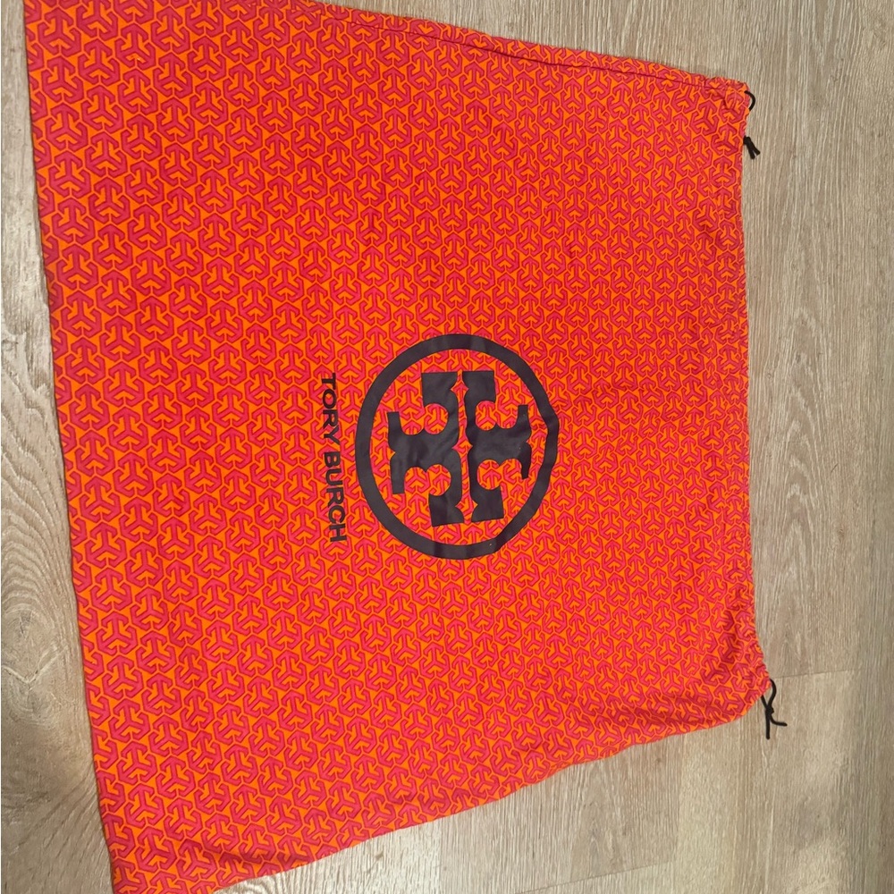 Tory Burch Red Drawstring Bag - Picture 3 of 4